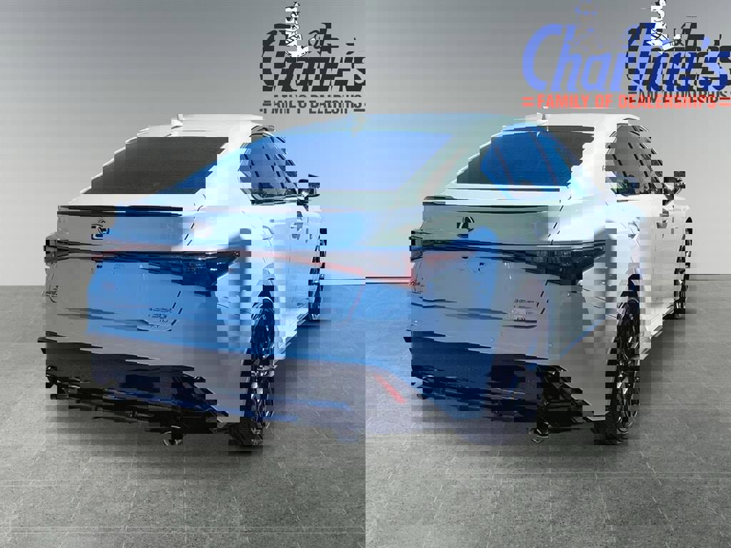 Used 2022 Lexus IS 350 F Sport image 4