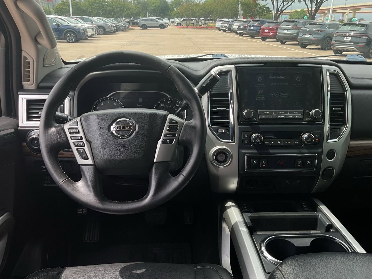 Used 2020 Nissan Titan SL w/ Moonroof Package RWD image 14