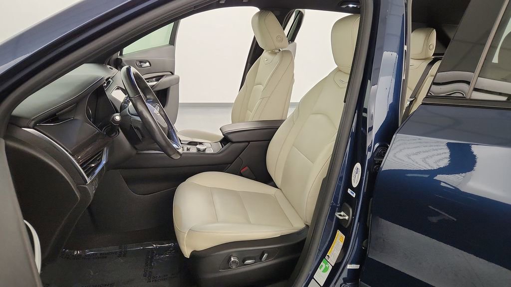 Used 2020 Cadillac XT4 Sport image 14