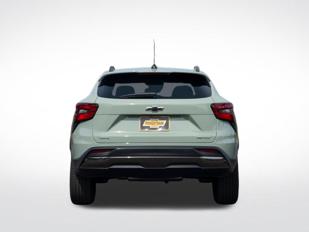 New 2026 Chevrolet Trax ACTIV w/ Sunroof Package FWD image 4