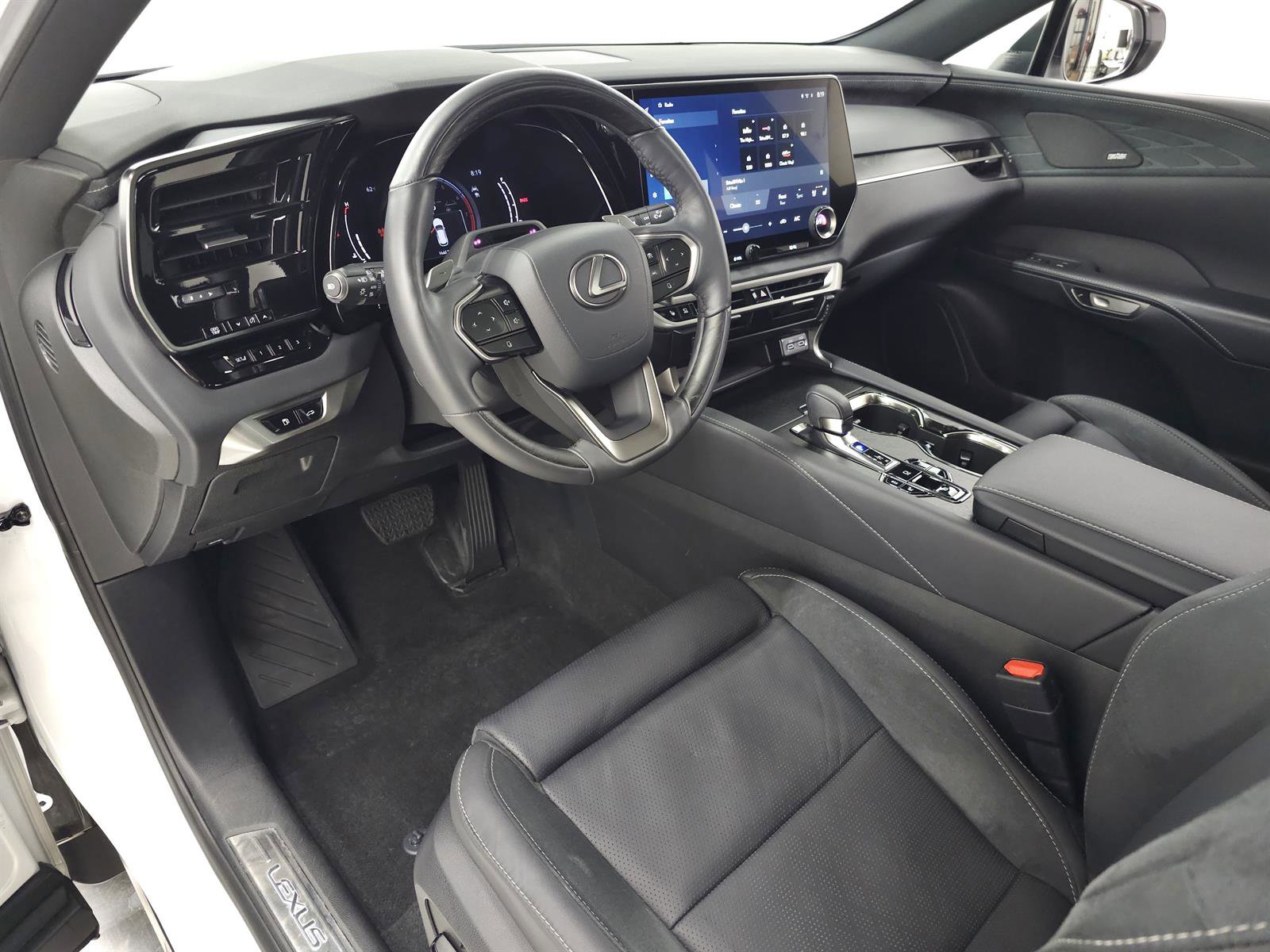 Certified 2024 Lexus RX 350 AWD w/ Convenience Package image 16