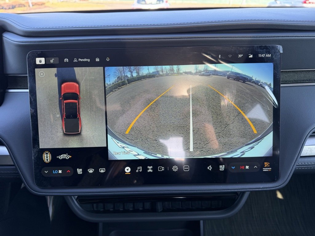 Used 2025 Rivian R1T Adventure image 24