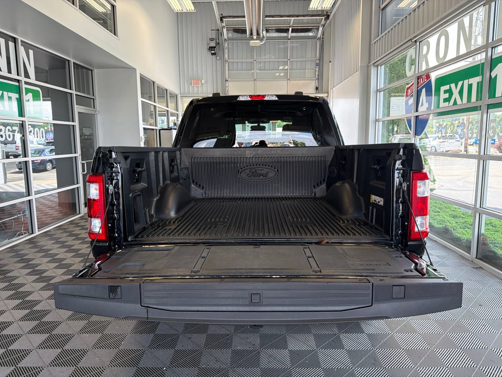 Used 2023 Ford F150 XL w/ STX Appearance Package AWD/4WD image 9