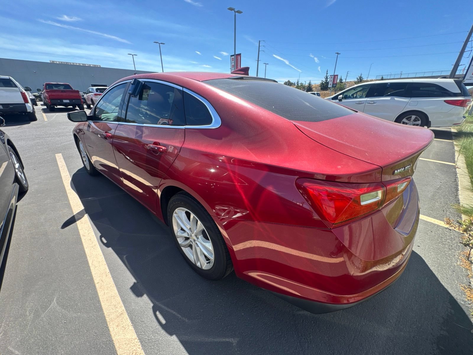 Used 2016 Chevrolet Malibu Hybrid w/ Leather Package FWD image 4