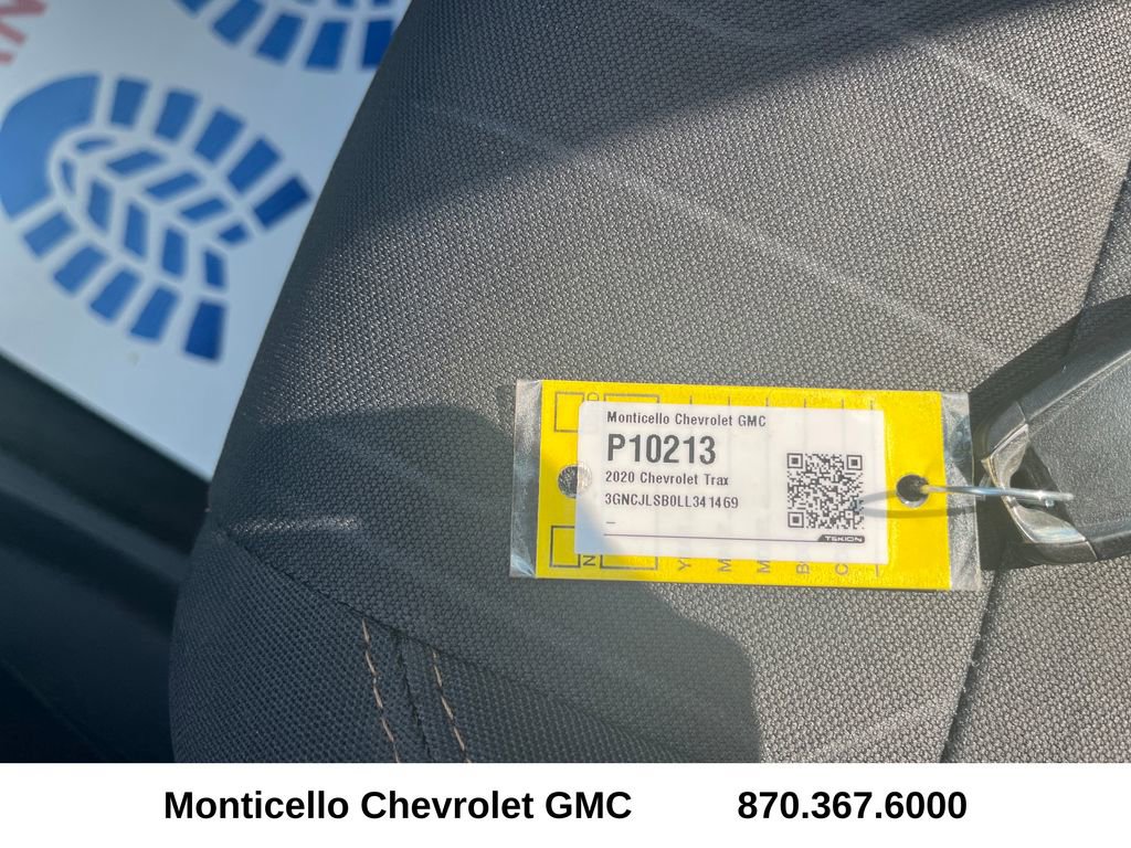 Used 2020 Chevrolet Trax LT FWD image 23