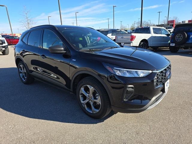 Used 2025 Ford Escape ST-Line image 7