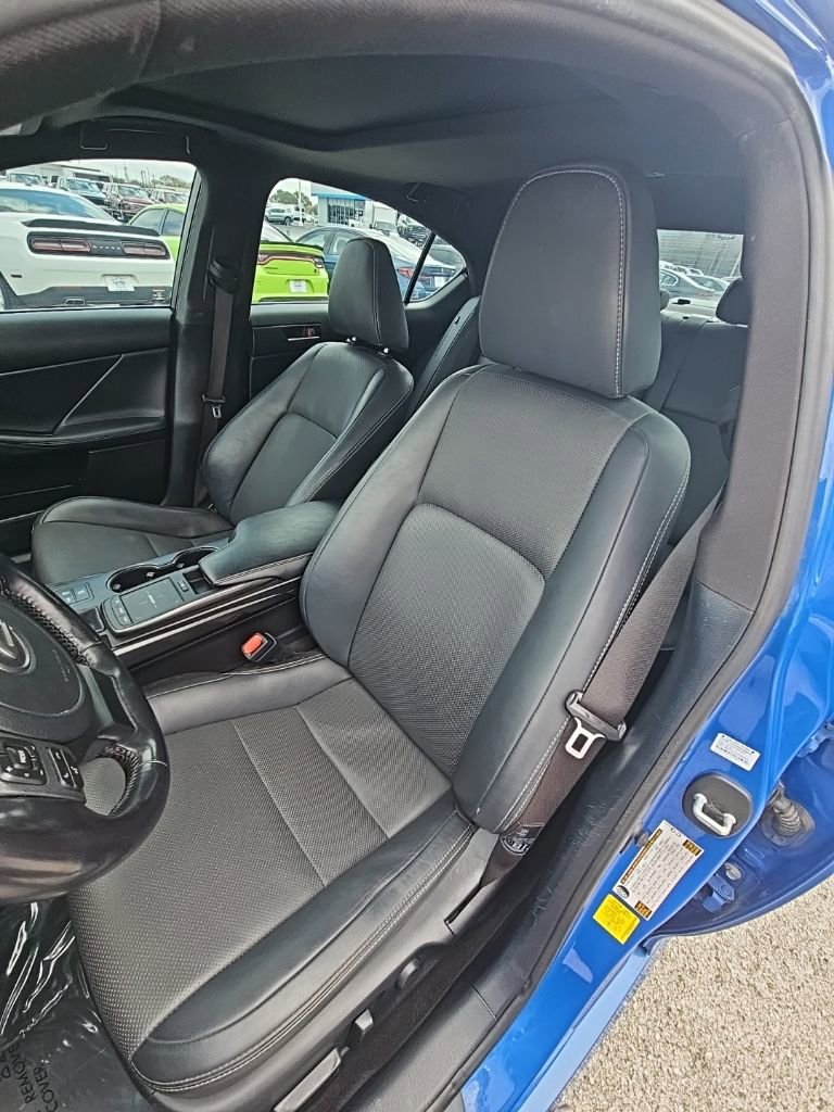 Used 2022 Lexus IS 300 w/ Premium Package image 18