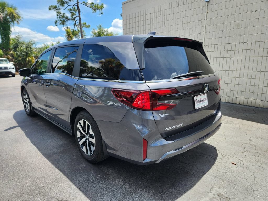 Used 2026 Honda Odyssey EX-L image 3