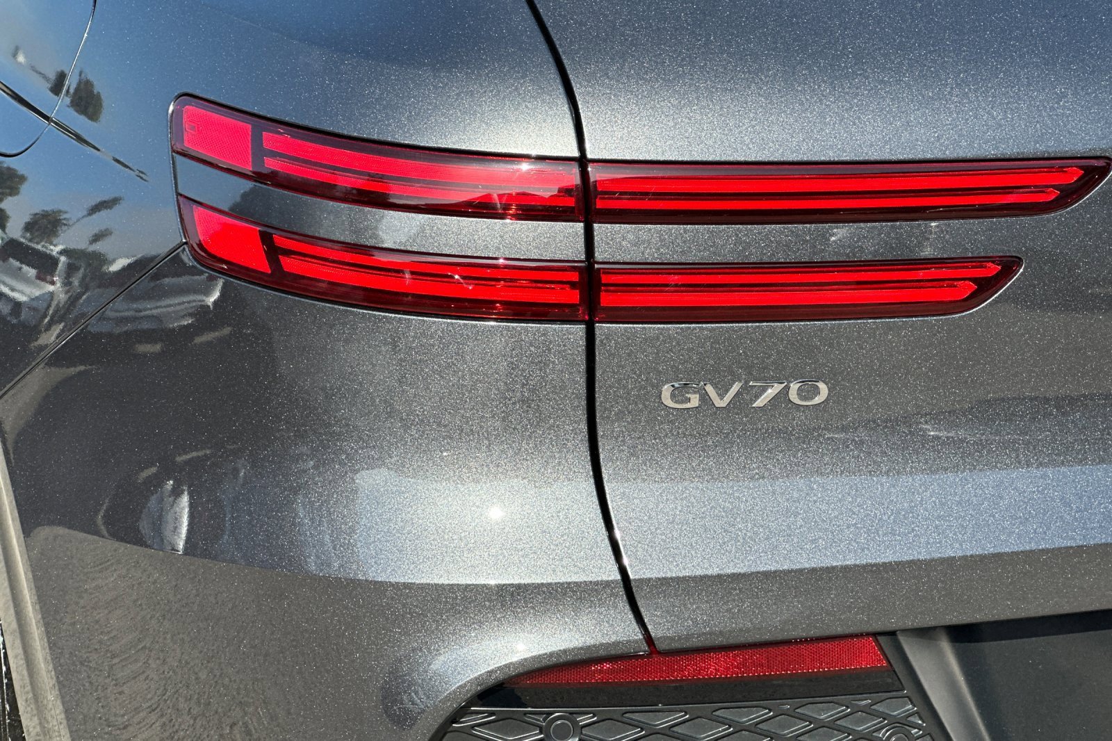 Used 2023 Genesis GV70 2.5T w/ Select Package image 29