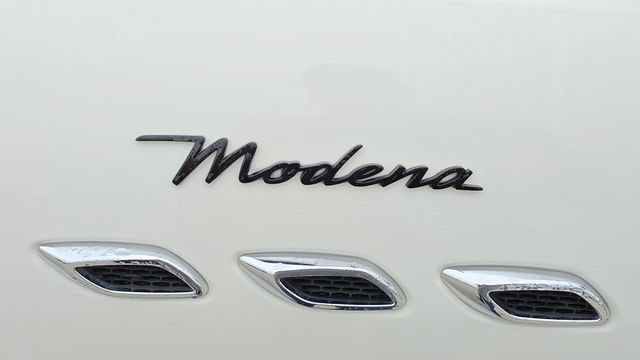 Used 2023 Maserati Levante Modena AWD/4WD image 26