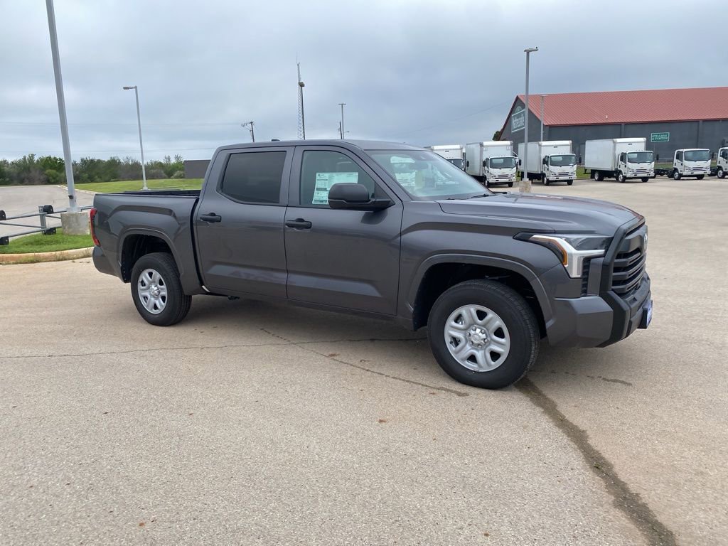 New 2025 Toyota Tundra SR image 6
