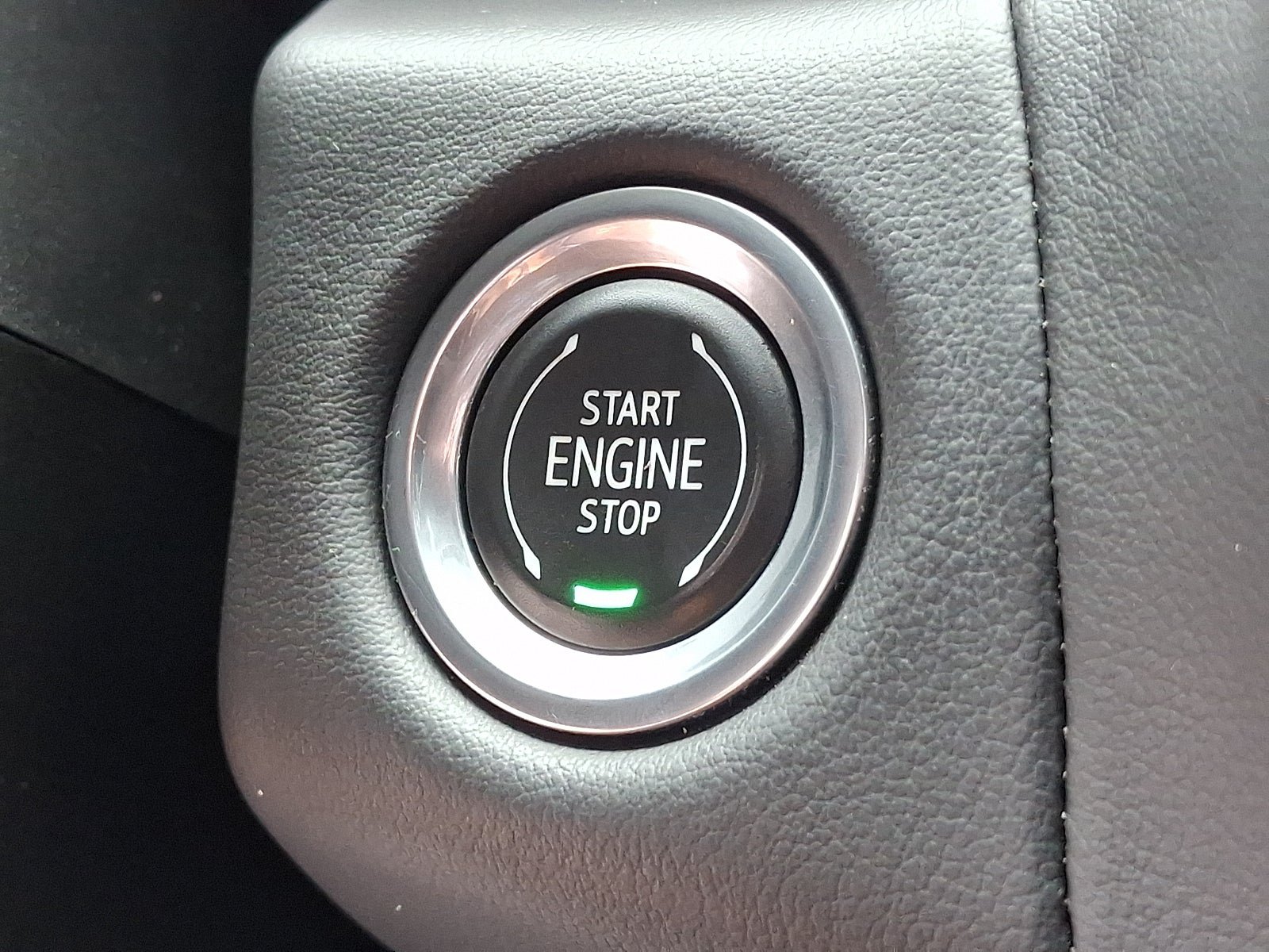Used 2021 Chevrolet Tahoe Premier AWD/4WD image 26
