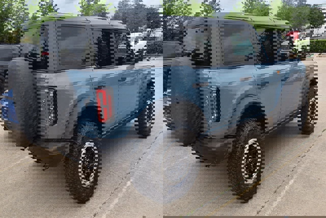 Certified 2023 Ford Bronco Badlands w/ Sasquatch Package image 6