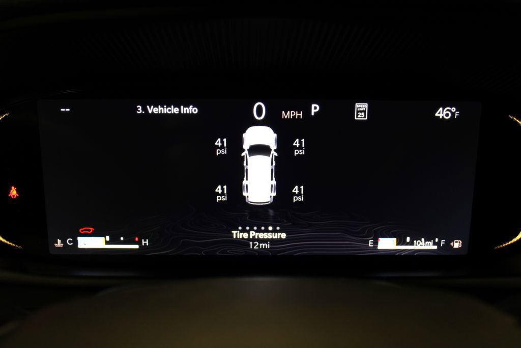 New 2025 Jeep Wagoneer L Series II image 10