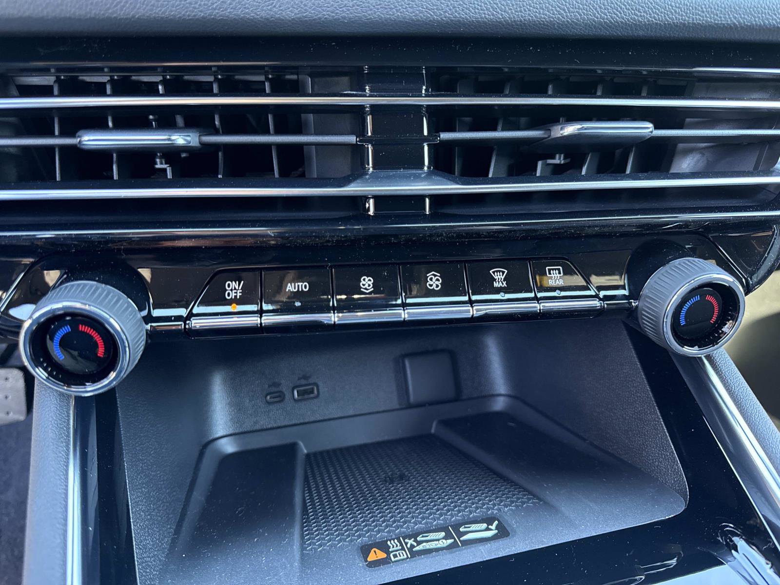 New 2026 Chevrolet Traverse RS FWD image 28