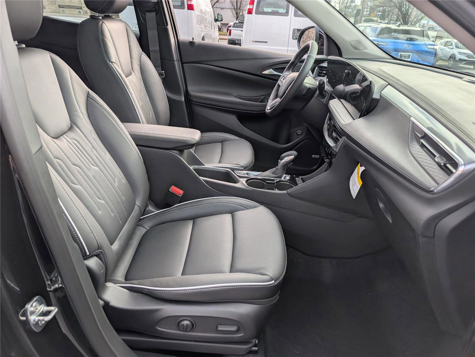 New 2026 Buick Encore GX Avenir w/ Avenir Technology Package image 7