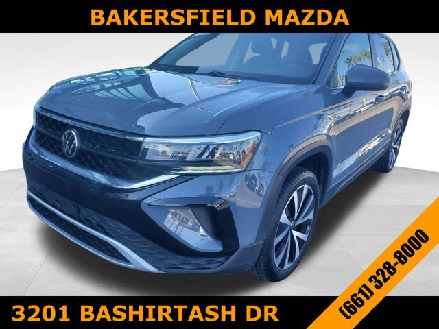 Used 2023 Volkswagen Taos SE image 1