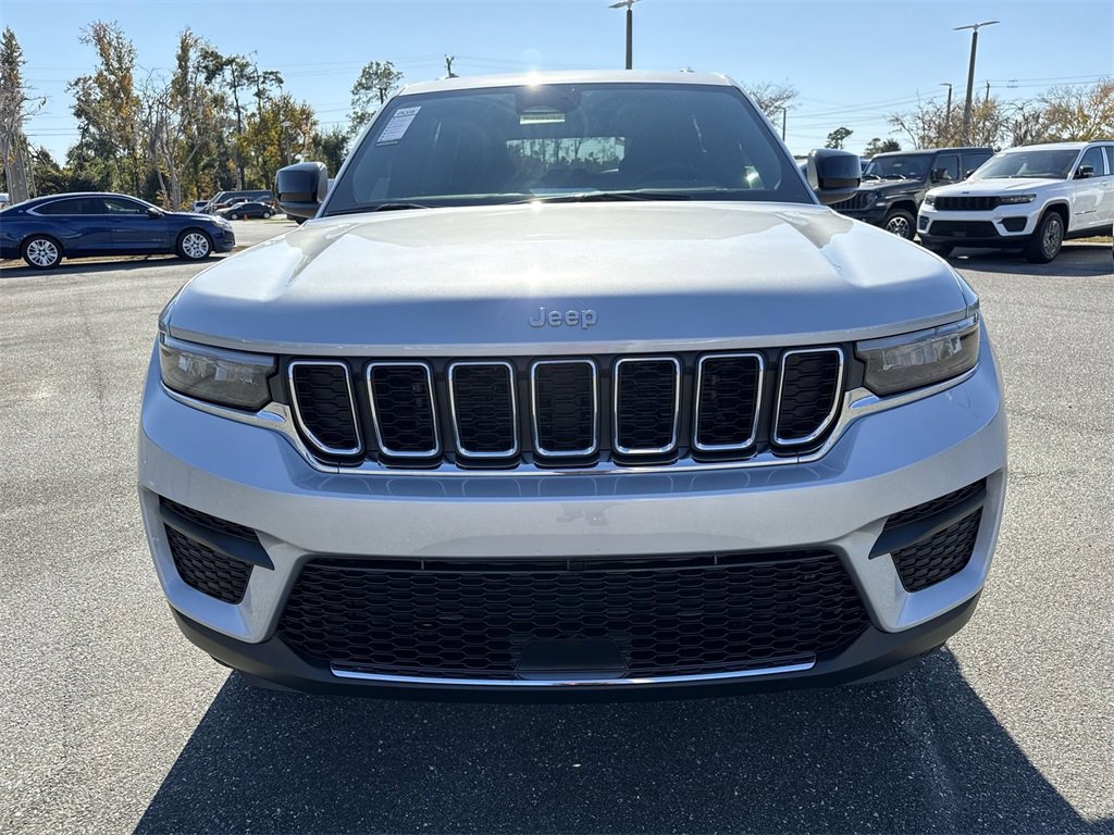 New 2025 Jeep Grand Cherokee Laredo X image 7