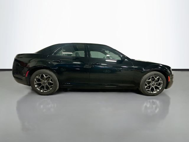Used 2017 Chrysler 300 S image 5