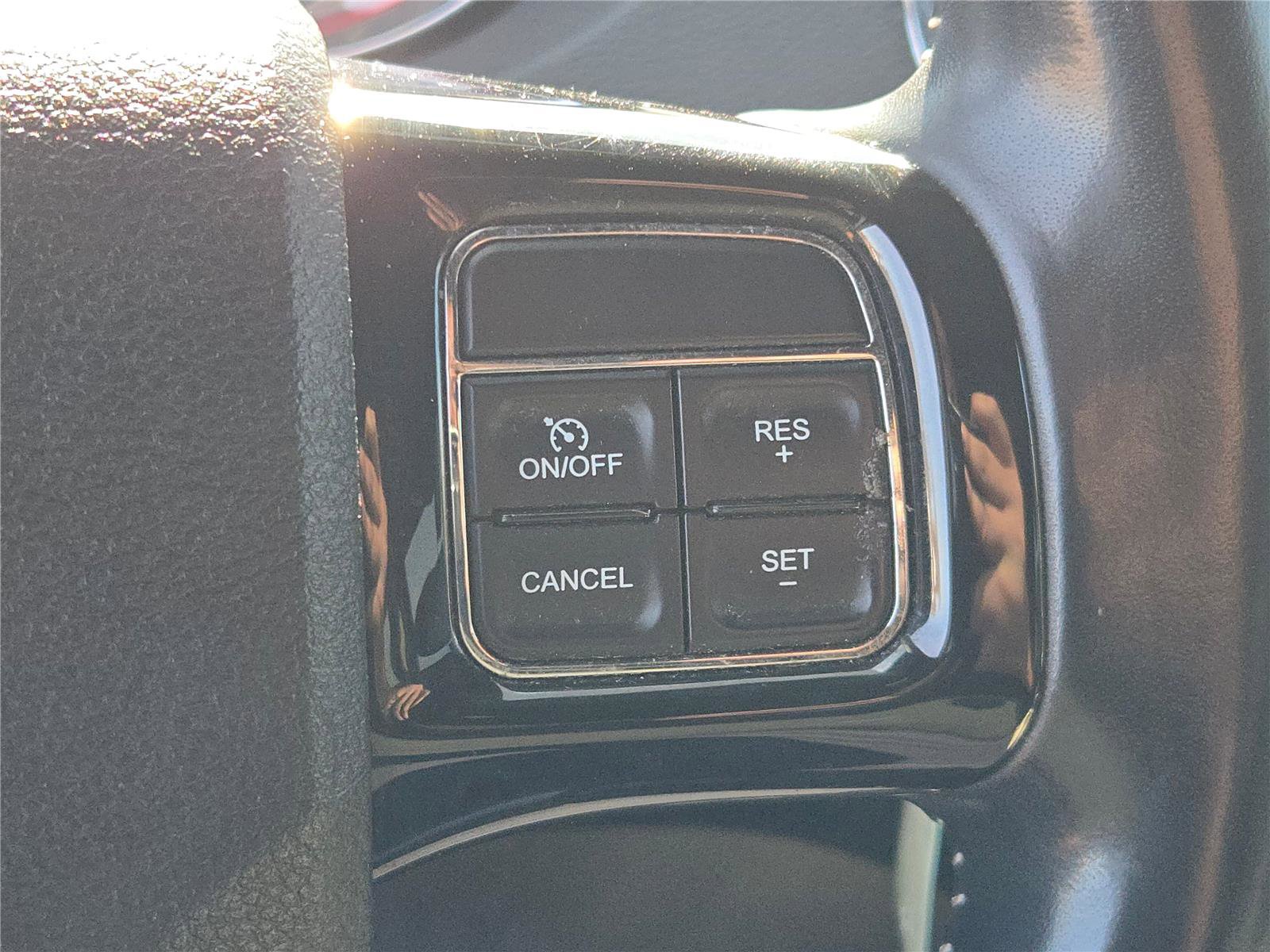 Certified 2019 Dodge Grand Caravan SXT image 34