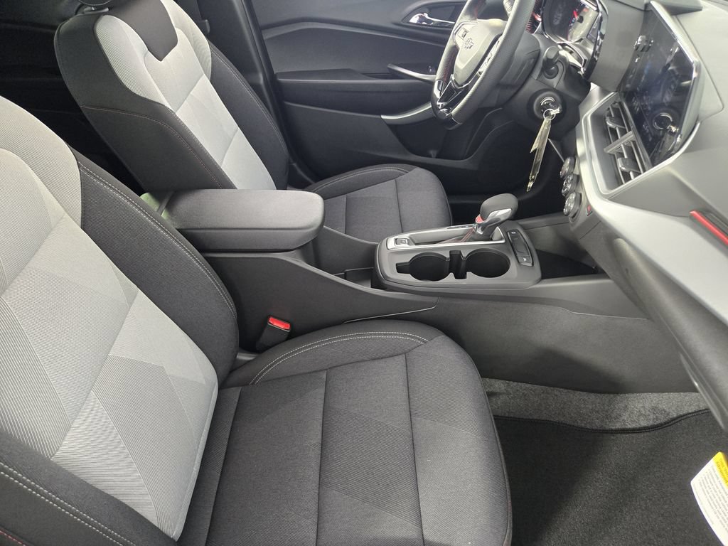 New 2026 Chevrolet Trax RS w/ Driver Confidence Package FWD image 16