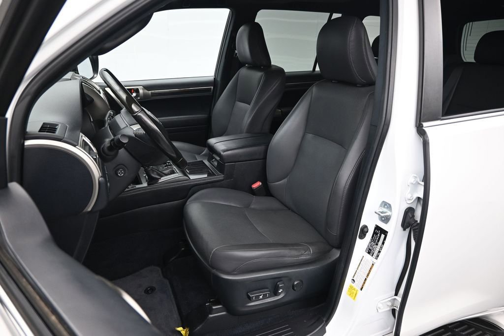 Used 2021 Lexus GX 460 Premium w/ Premium Package AWD/4WD image 18