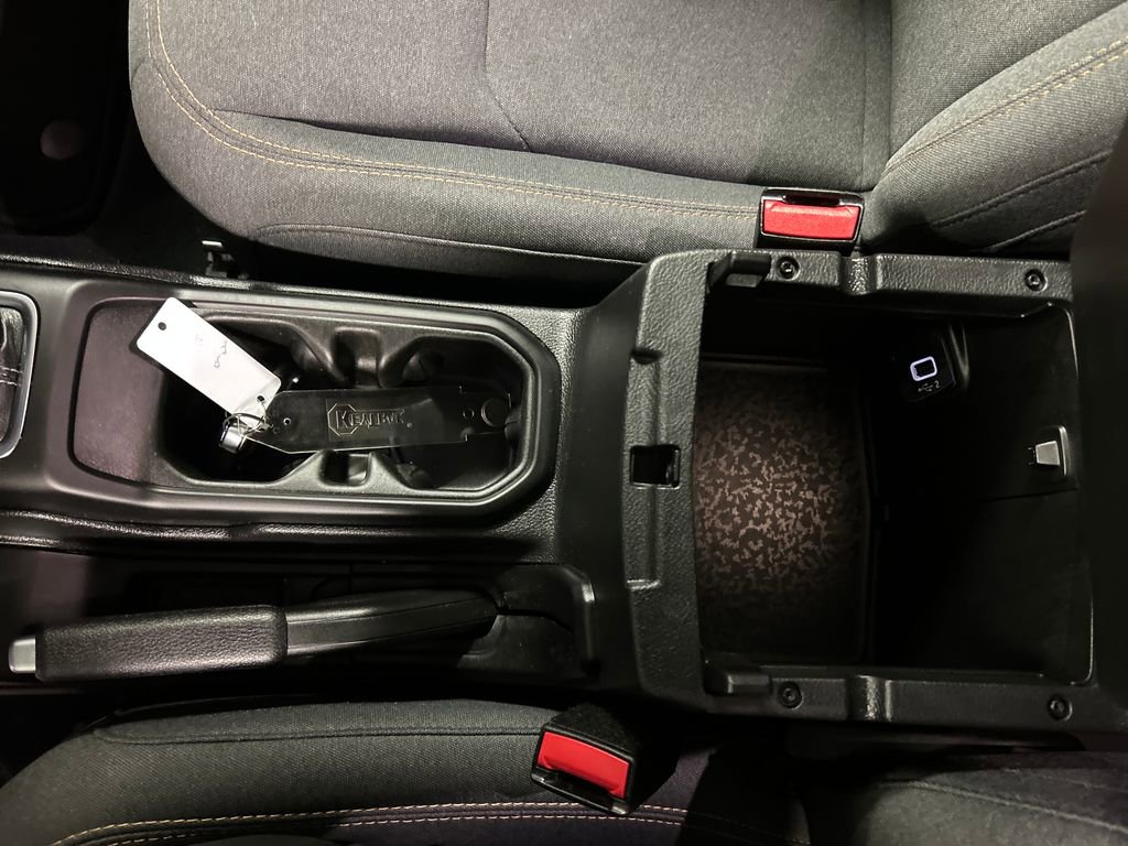 Used 2024 Jeep Gladiator Sport image 21