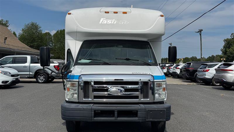 Used 2014 Ford E-450 and Econoline 450 Super Duty w/ Shuttle Bus Prep Package RWD image 5
