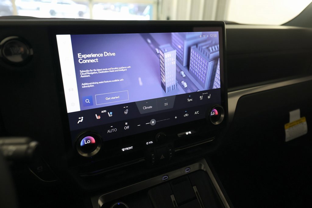 Used 2025 Lexus GX 550 image 31