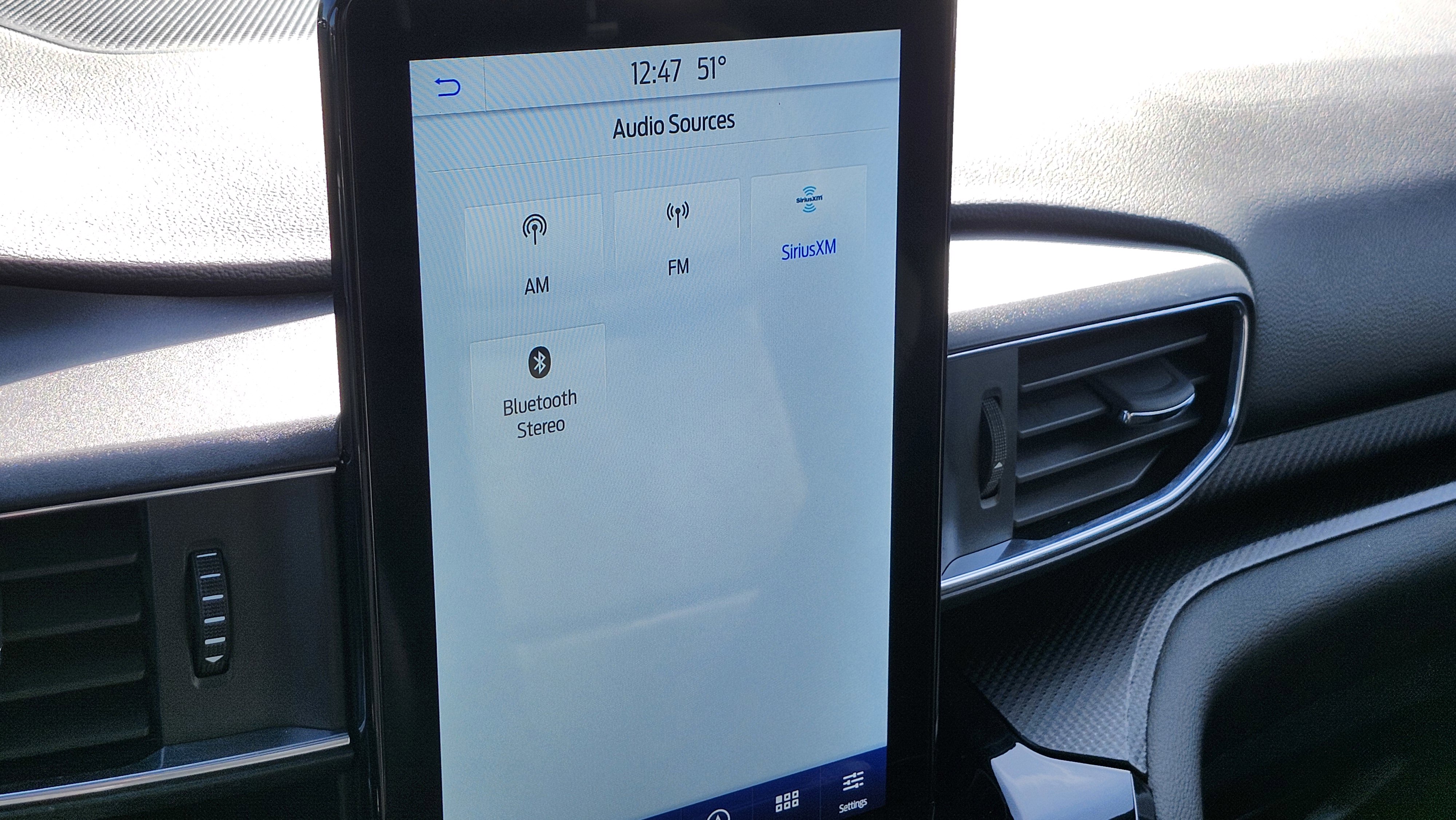 Used 2021 Ford Explorer ST w/ Equipment Group 401A image 8