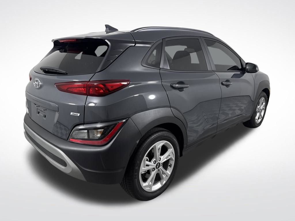Used 2023 Hyundai Kona SEL w/ Convenience Package image 3