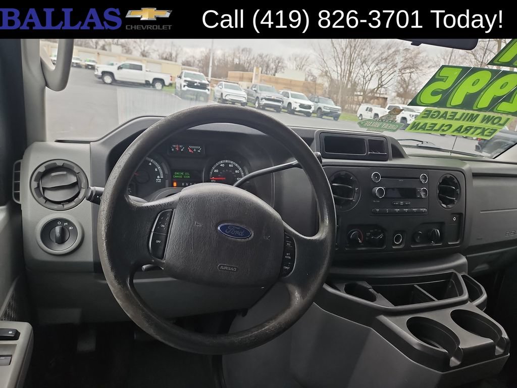 Used 2011 Ford E-350 and Econoline 350 XLT RWD image 10