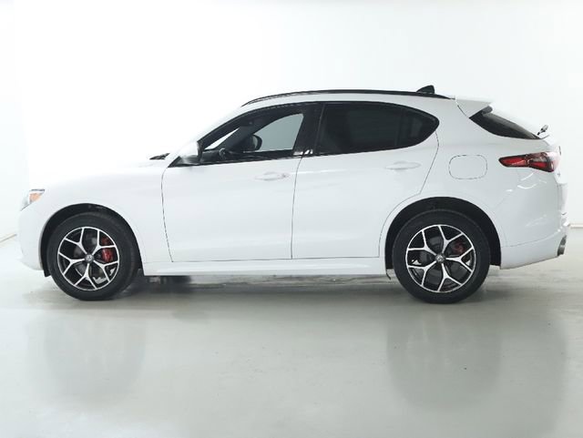 Used 2020 Alfa Romeo Stelvio Ti Sport w/ Quick Order Package 22S Sport image 11