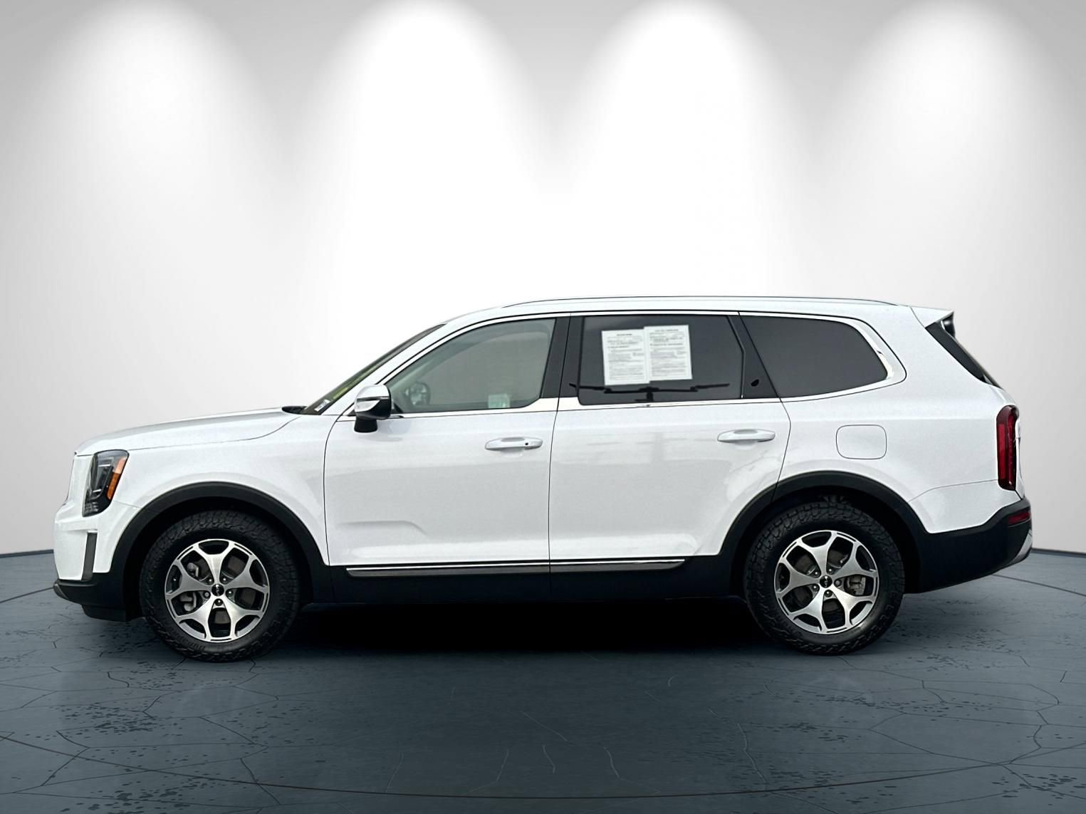 Used 2022 Kia Telluride EX image 7