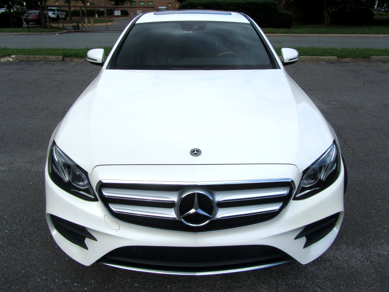 Used 2017 Mercedes-Benz E 300 image 5