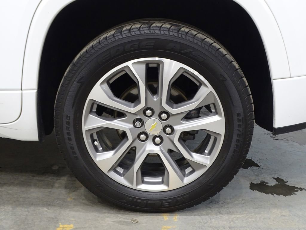 Used 2020 Chevrolet Traverse Premier image 56