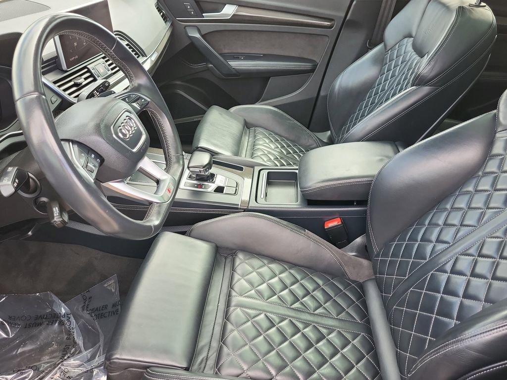 Used 2018 Audi SQ5 Premium Plus w/ Navigation Package AWD/4WD image 10