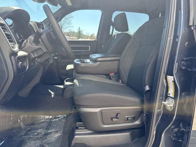 Used 2025 RAM 2500 Big Horn AWD/4WD image 10
