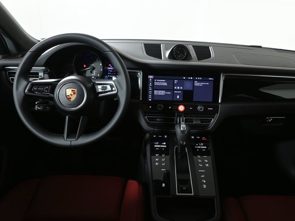 New 2026 Porsche Macan AWD/4WD image 16