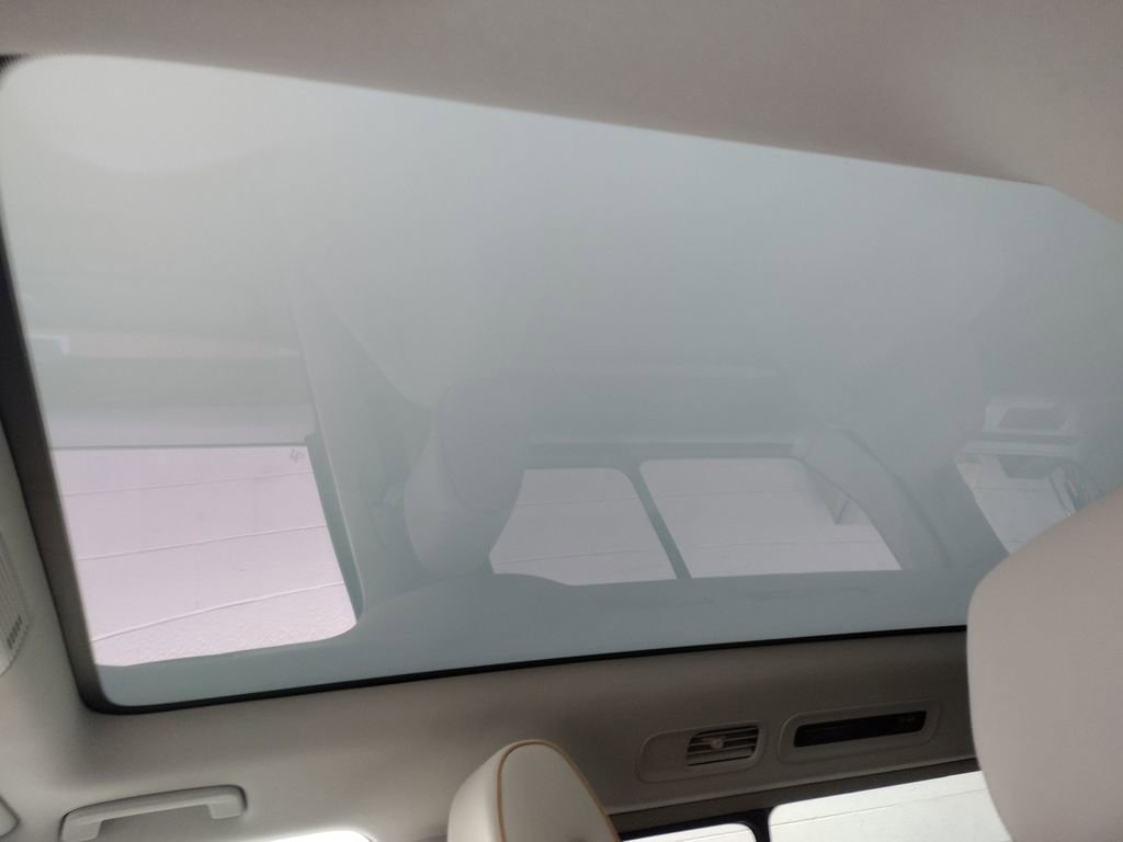 New 2025 Volkswagen ID. Buzz Pro S Plus image 25