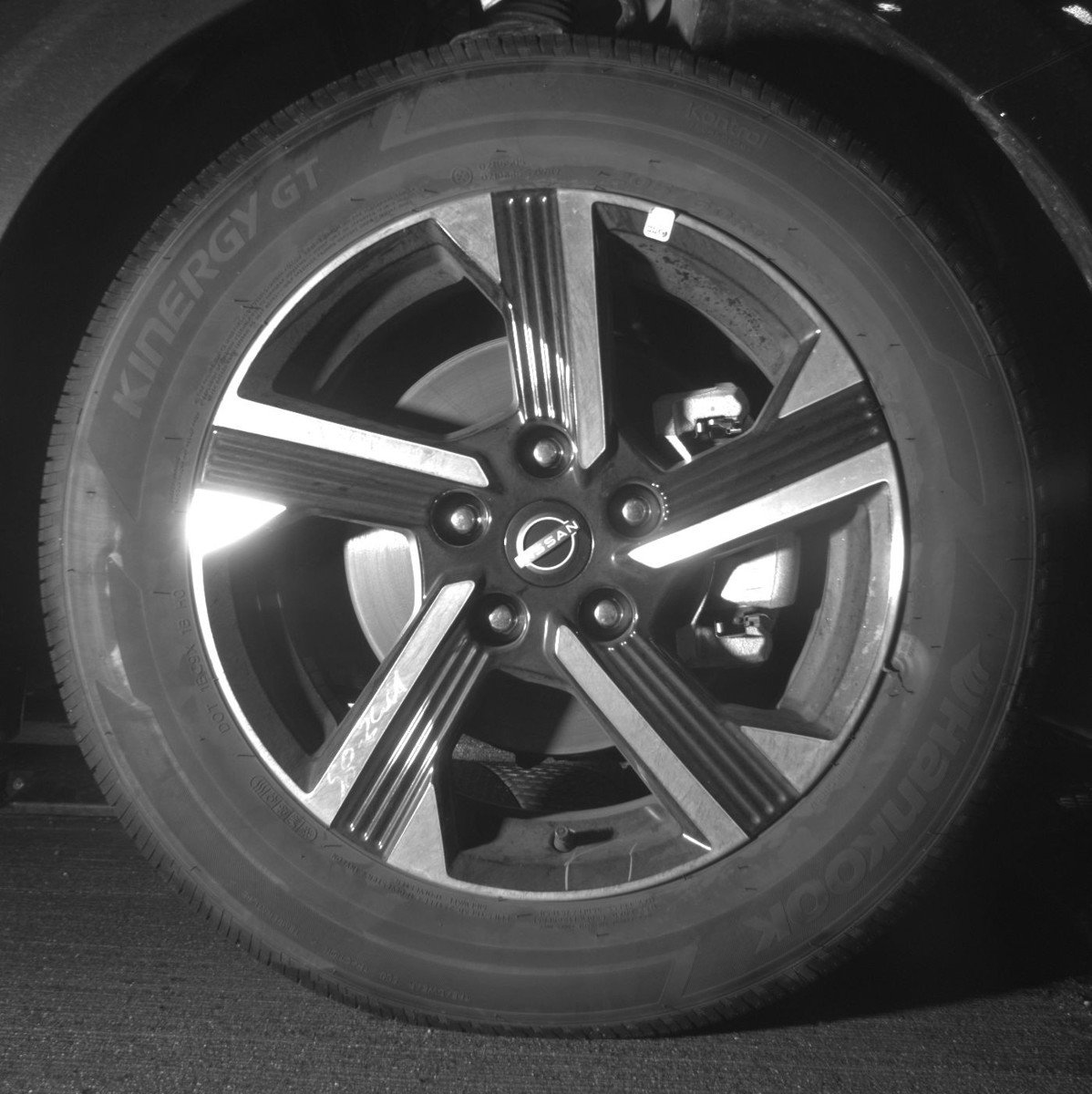 Used 2025 Nissan Sentra SV FWD image 13