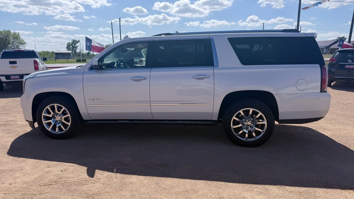 Used 2016 GMC Yukon XL Denali w/ Open Road Package image 8