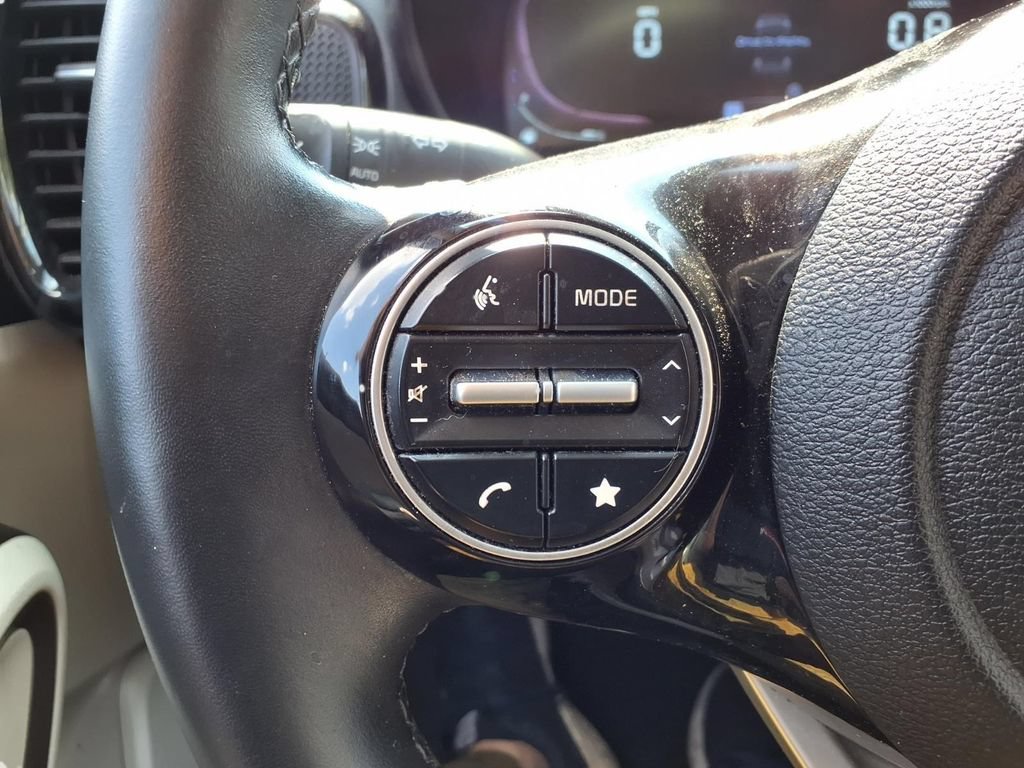 Used 2023 Kia Soul EX FWD image 18