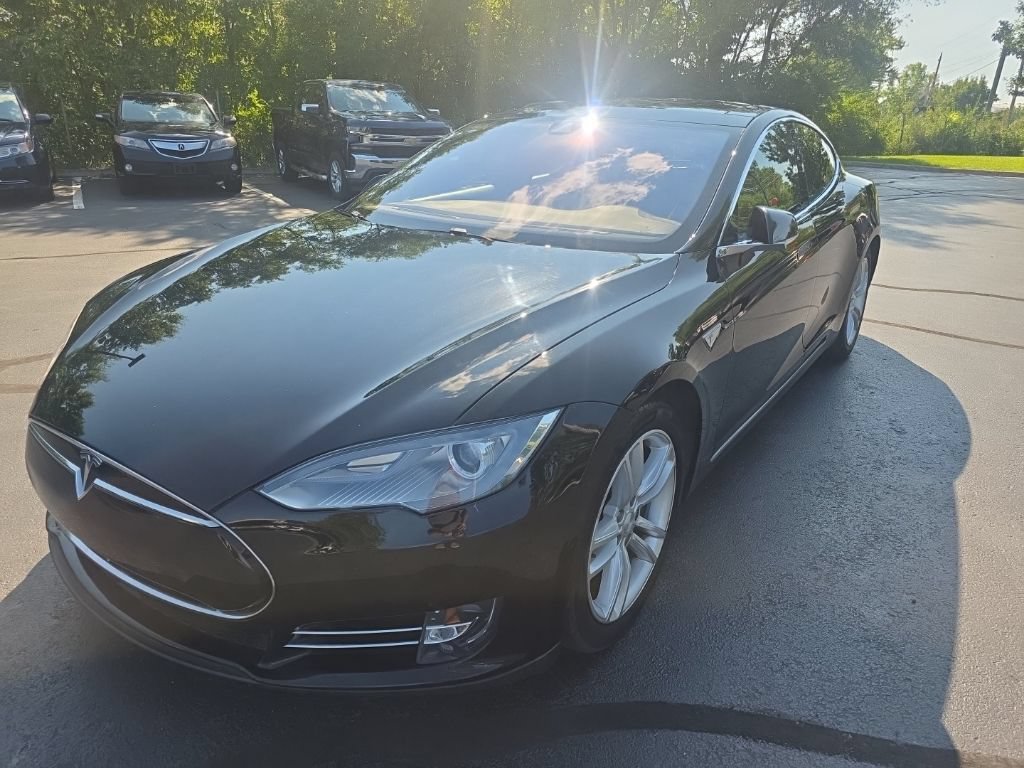 Used 2015 Tesla Model S 70D AWD/4WD image 3