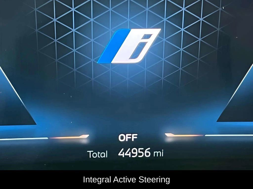 Used 2023 BMW iX xDrive50 w/ Premium Package image 12