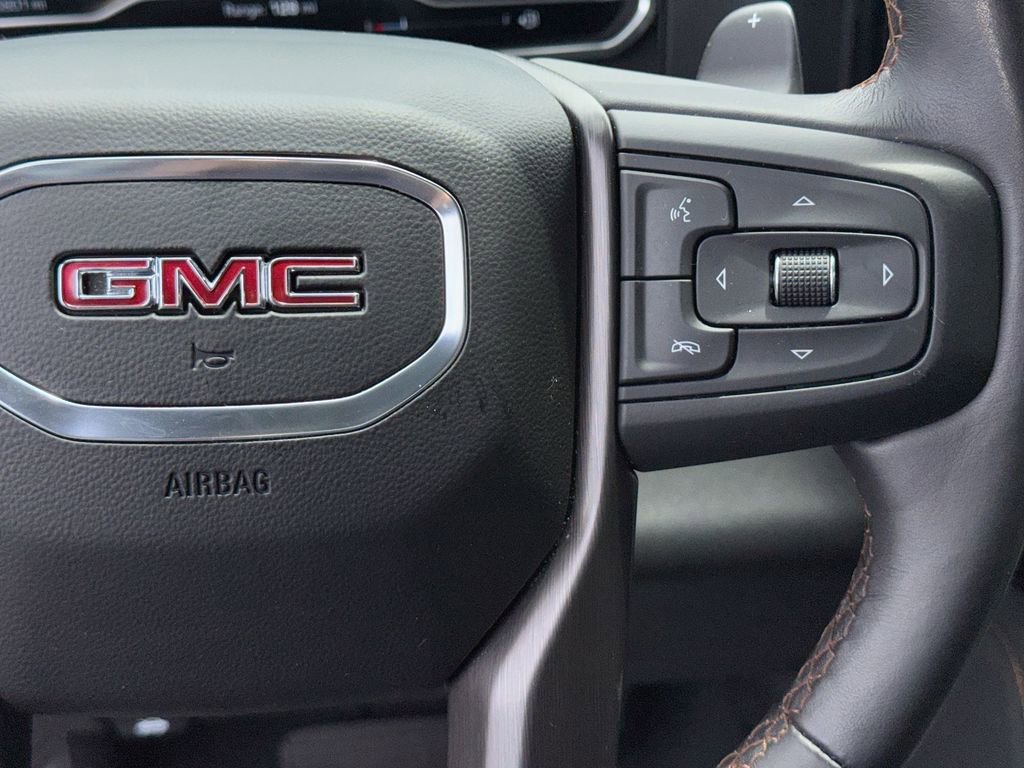 Used 2023 GMC Sierra 1500 AT4 w/ AT4 Premium Package AWD/4WD image 18