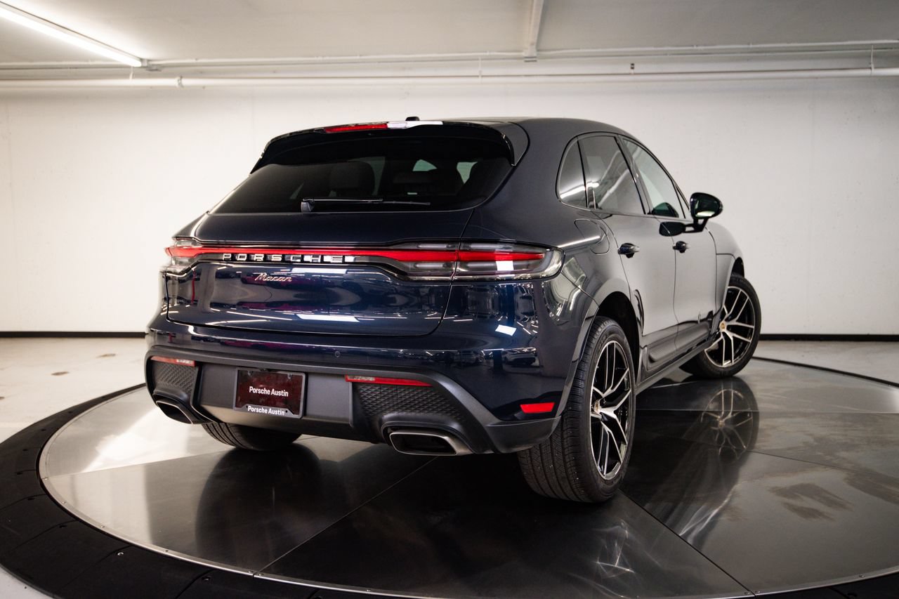 Certified 2023 Porsche Macan AWD/4WD image 7