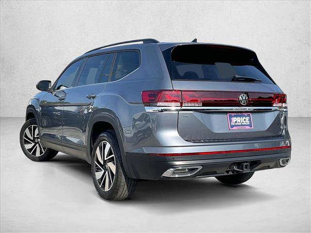 Used 2024 Volkswagen Atlas SE w/ Panoramic Sunroof Package FWD image 13