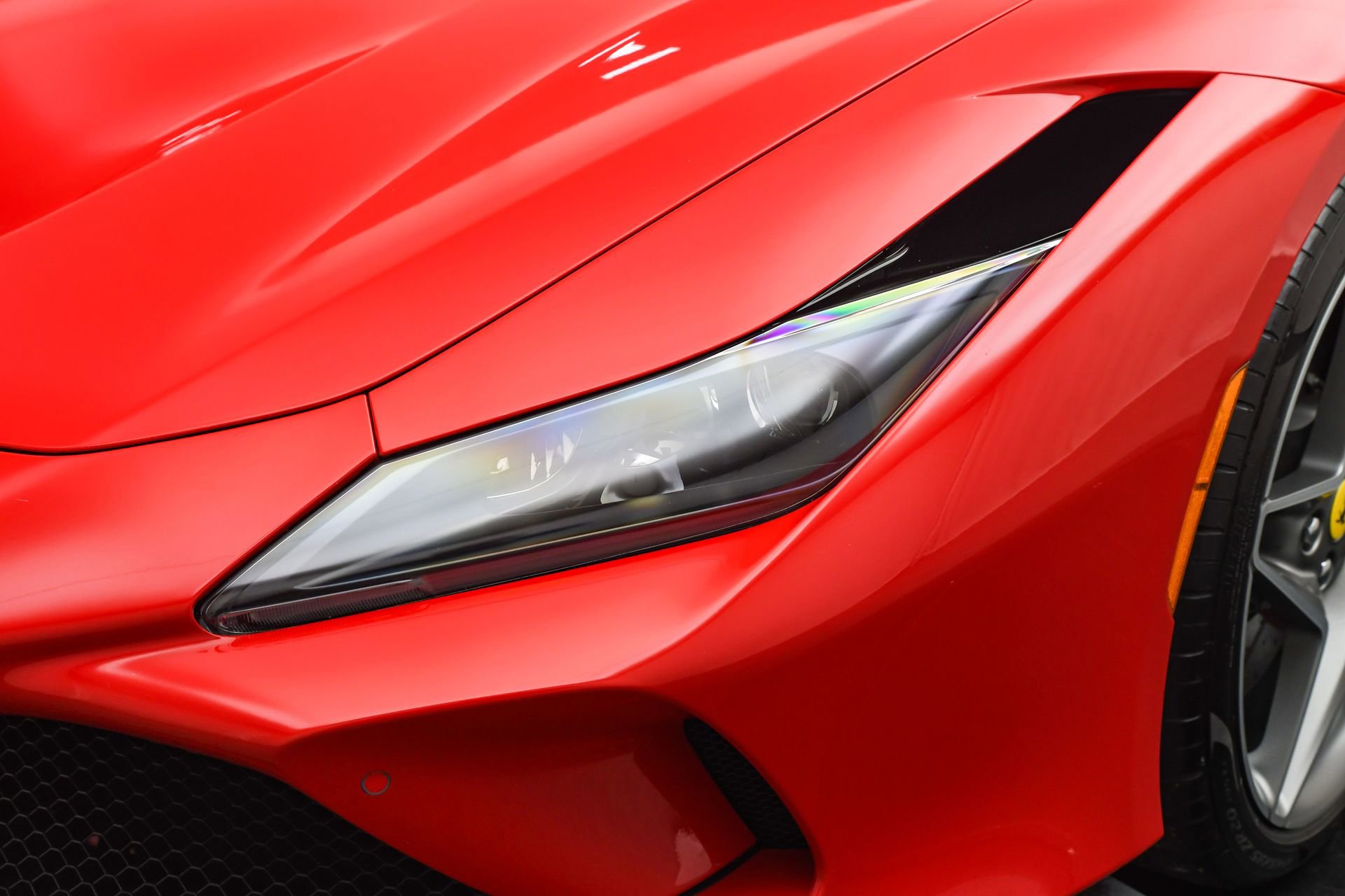 Used 2021 Ferrari F8 Tributo image 29