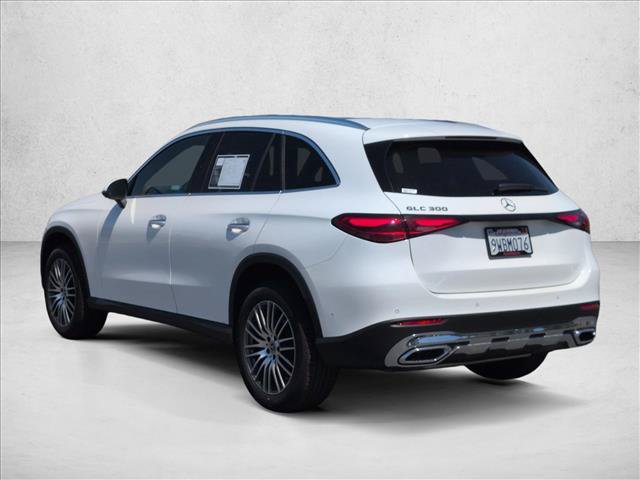 Certified 2025 Mercedes-Benz GLC 300 image 8